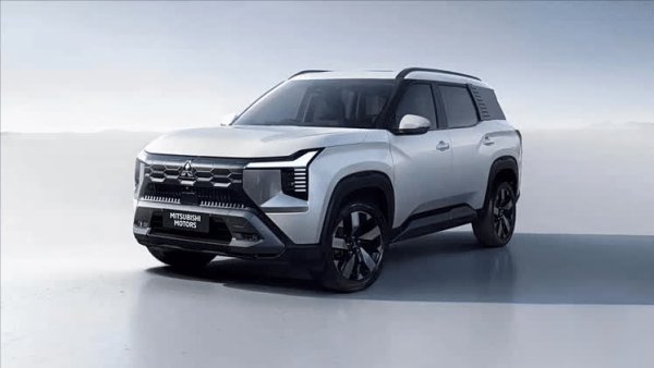 上海厚成股票配资案 2025款三菱Destinator正式登场：7座SUV！